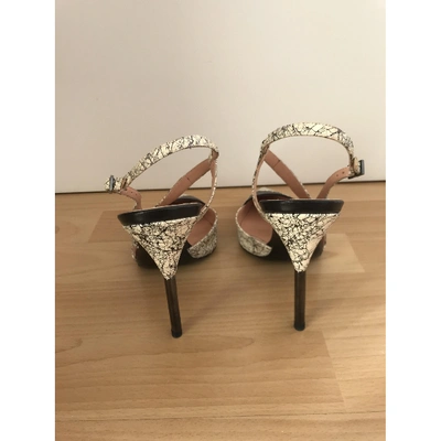 Pre-owned Roland Mouret Leather Sandals In Beige