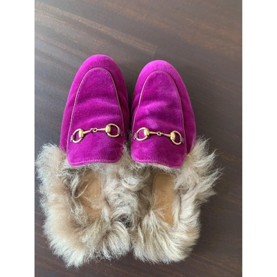 Pre-owned Gucci Princetown Velvet Flats In Purple