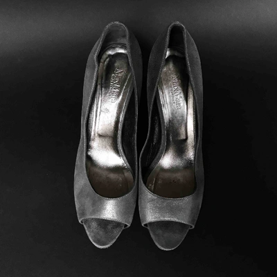 Pre-owned Max Mara Leather Heels In Grey