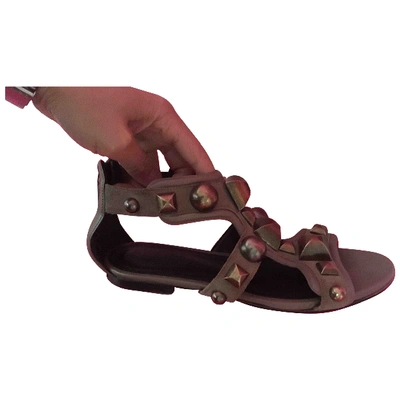 Pre-owned Burberry Leather Sandal In Khaki