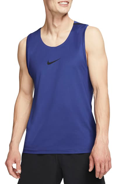 nike pro aeroadapt tank