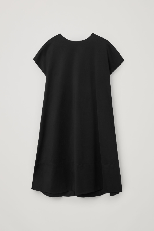 cos clothing website