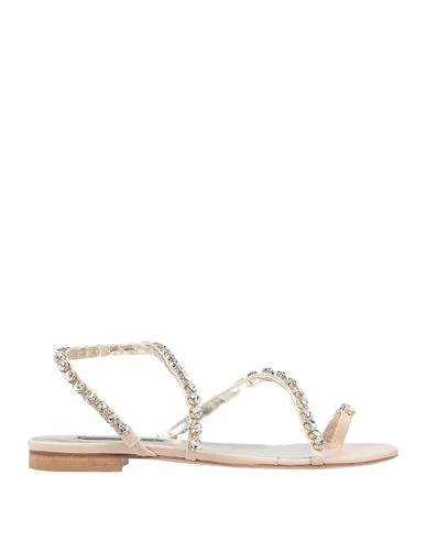 pale pink flip flops