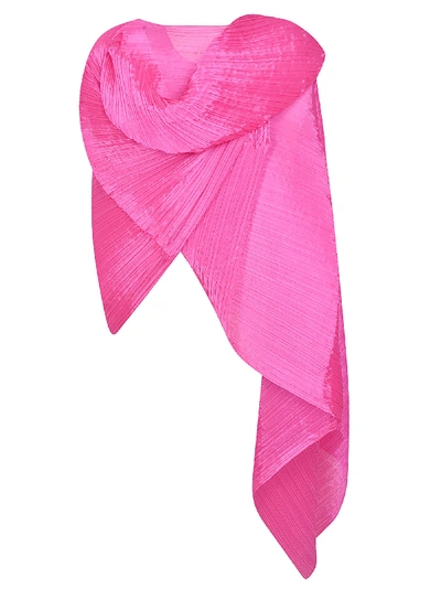 Shop Issey Miyake Pleated Wrapped All-over Scarf In Fuchsia