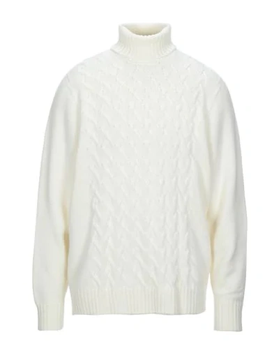 Shop Drumohr Man Turtleneck Ivory Size 44 Merino Wool In White