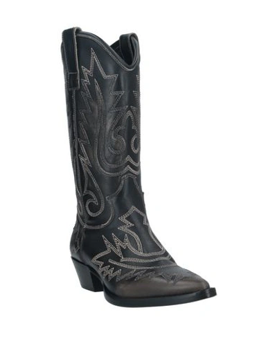 Lemaré Boots In Steel Grey