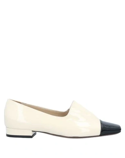 L'autre Chose Low Shoes Loafers Women Ivory And Black In Black