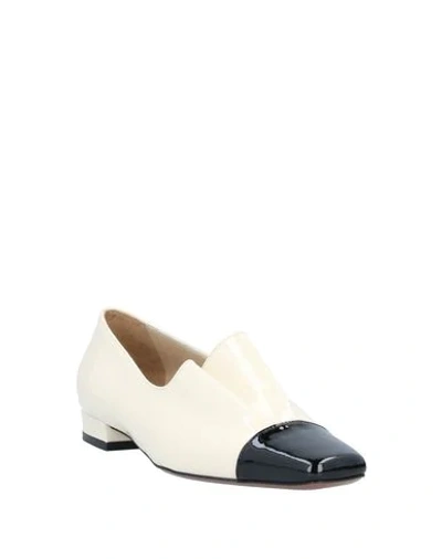 L'autre Chose Low Shoes Loafers Women Ivory And Black In Black