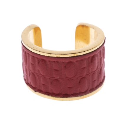 Pre-owned Ch Carolina Herrera Red Leather Gold Tone Open Ring Size 57