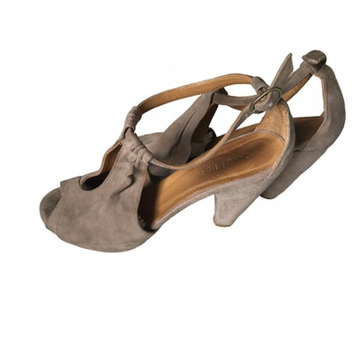 Pre-owned Coclico Leather Sandals In Beige