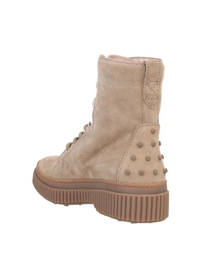 Tod's Ankle Boots In Beige