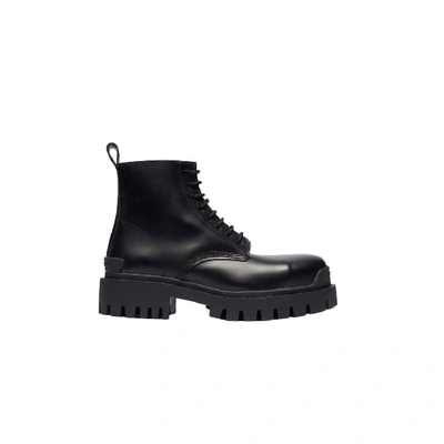 Shop Balenciaga Strike Bootie Matte Calf L20 In Nero