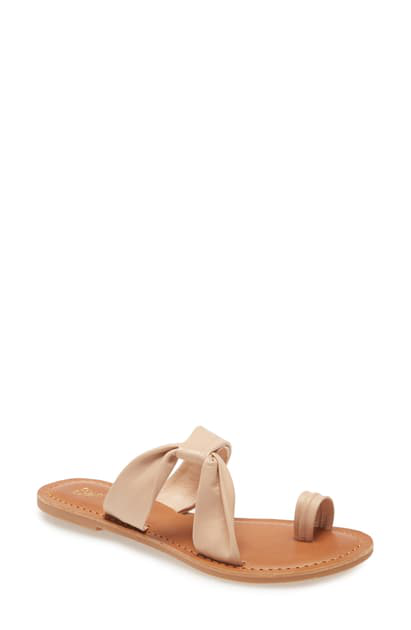 seychelles toe ring sandals