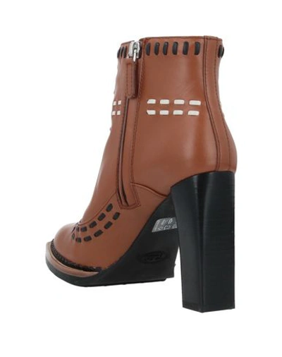 Tod's Ankle Boots In Brown