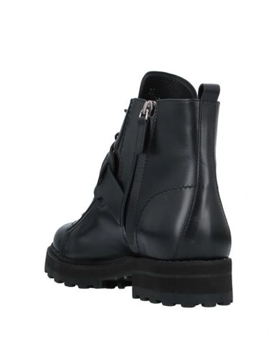 Tod's Ankle Boots In Black