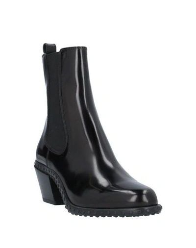 Tod's Leather Bootie In Black