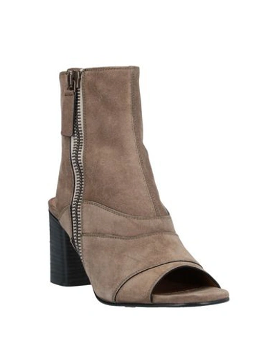 Shop Chloé Woman Ankle Boots Khaki Size 10 Soft Leather