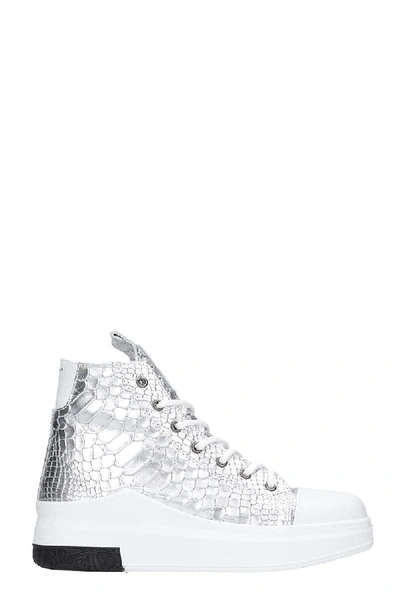 Shop Cinzia Araia Sneakers In Silver Leather