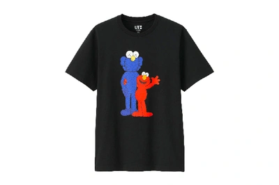 Pre-owned Kaws  X Uniqlo X Sesame Street Bff Elmo Tee Black