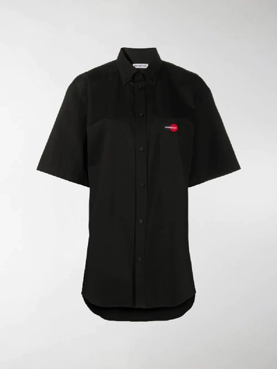Shop Balenciaga Mastercard Oversized Logo Shirt In Black