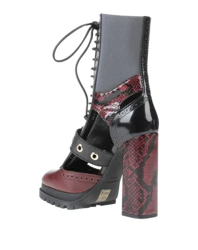 Shop Burberry Ankle Boot In Maroon