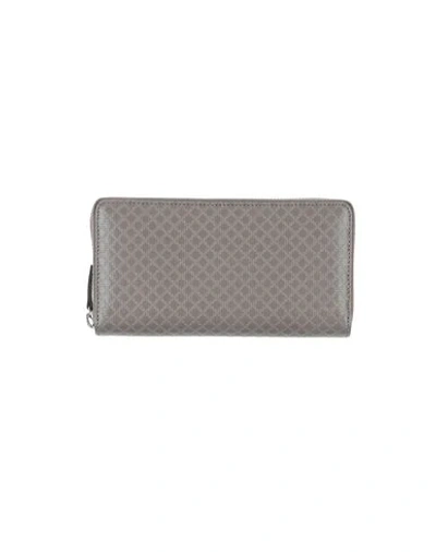 Shop Gucci Wallet In Dove Grey