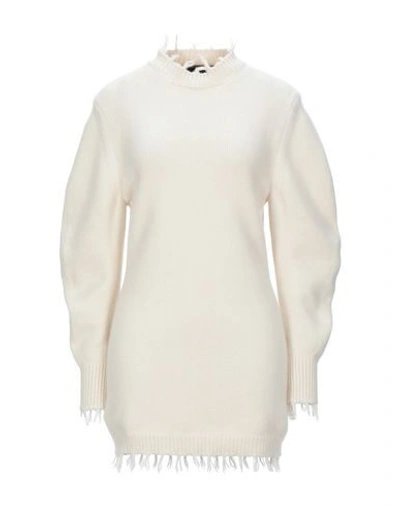 Shop Alanui Cashmere Blend In Ivory