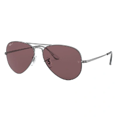 Shop Ray Ban Sunglasses Unisex Aviator Metal Ii - Gunmetal Frame Violet Lenses Polarized 58-14
