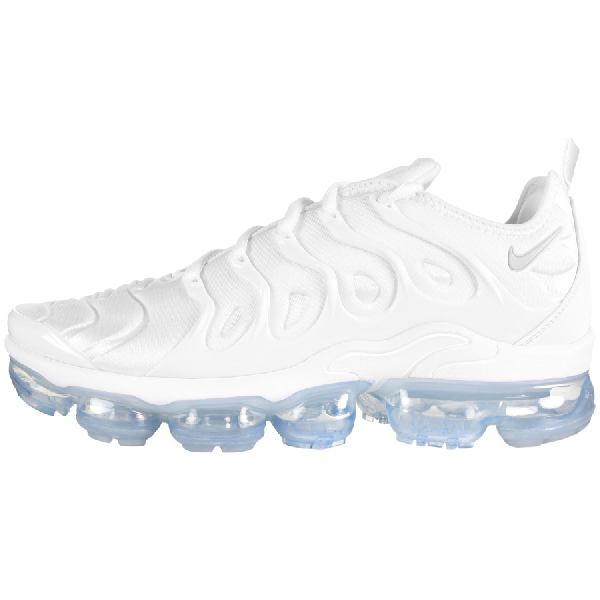 nike air vapormax plus trainers