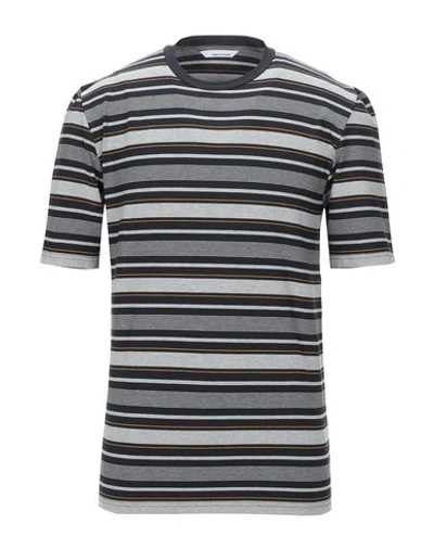 Shop Band Of Outsiders T-shirt In Grey