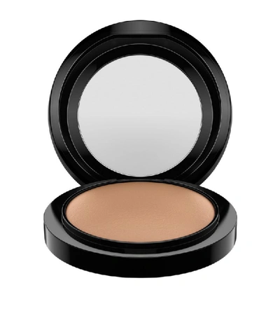 Shop Mac Mineralize Skinfinish Natural In Nude