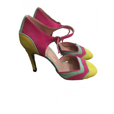 Pre-owned Moschino Heels In Multicolour