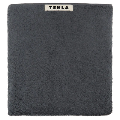 TEKLA 灰色有机棉浴巾
