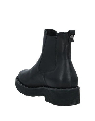 Cult Ankle Boots In Black