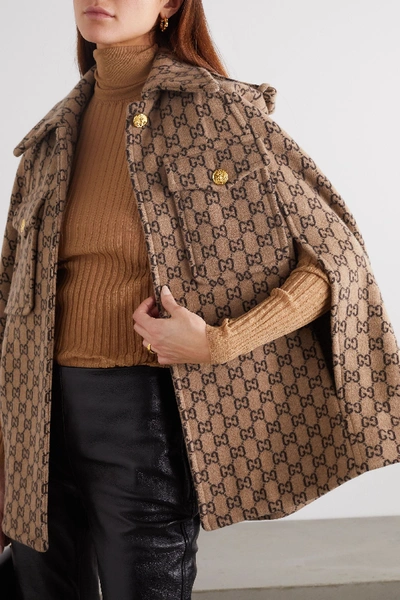 Shop Gucci Wool-jacquard Cape In Beige