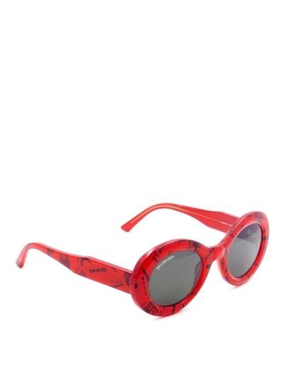 Shop Balenciaga Paris Patterned Oval Sunglasses In Red