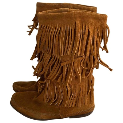 Pre-owned Minnetonka Camel Suede Boots