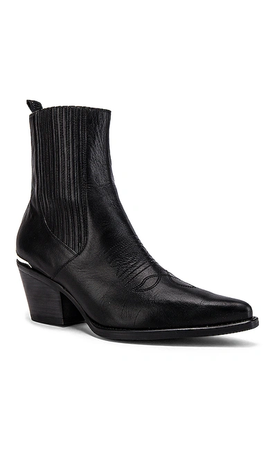 Shop Lola Cruz Indira Bootie In Negro