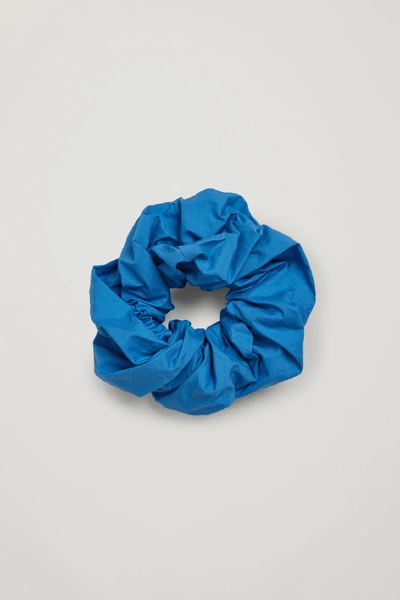 Shop Cos Organic Cotton Scrunchie In Blue