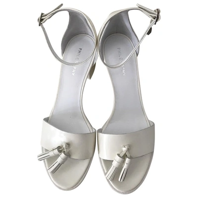 Pre-owned Philosophy Di Alberta Ferretti White Patent Leather Sandals
