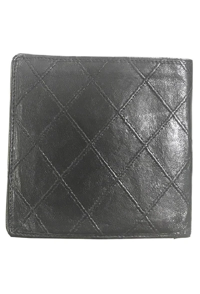 Pre-owned Chanel Leather Stitched Wallet In Grey