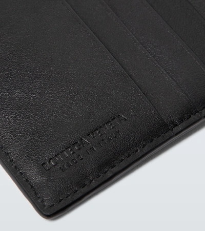 Bottega Veneta Folded Leather Wallet In Black