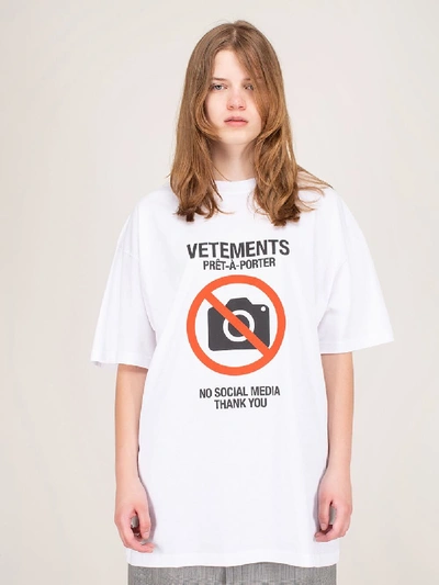 Shop Vetements Jersey Antisocial T-shirt In White
