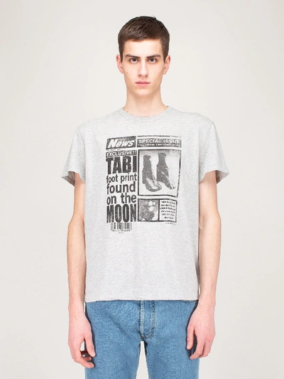Shop Maison Margiela T-shirt Tabi Shoe In Grey