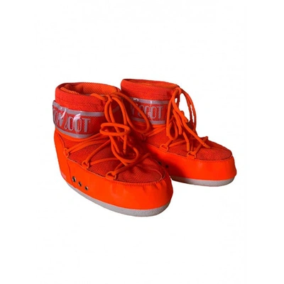 Pre-owned Moon Boot Orange Boots