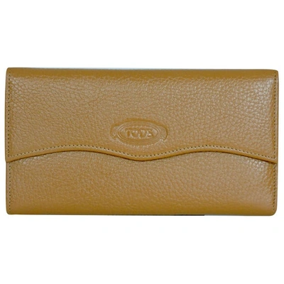 Pre-owned Tod's Camel Leather Clutch Bag