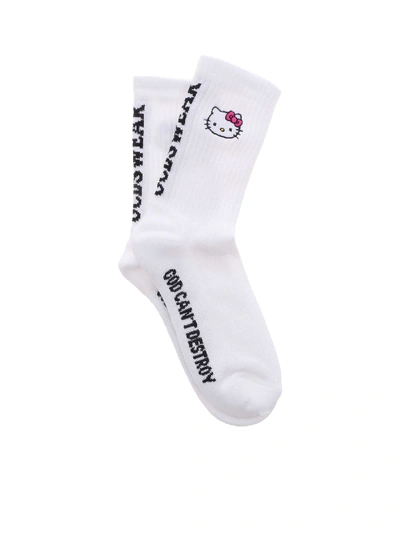 Shop Gcds Hello Kitty Basic Socks In Bianco