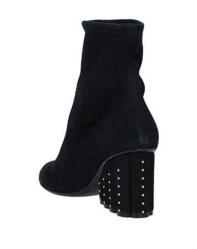 Shop Ferragamo Woman Ankle Boots Black Size 7 Calfskin