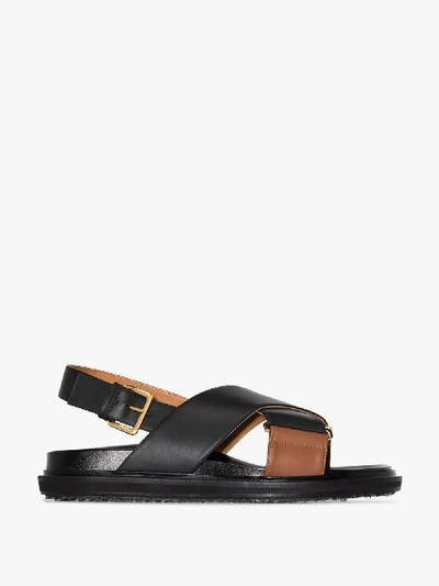 Shop Marni Sandalen Mit Überkreuzten Riemen In Schwarz