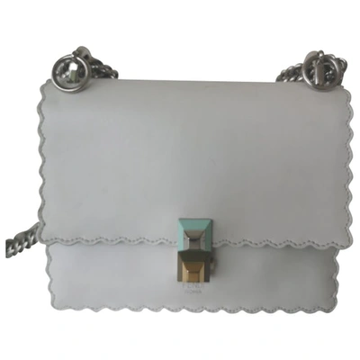 Pre-owned Fendi Kan I Leather Handbag In White